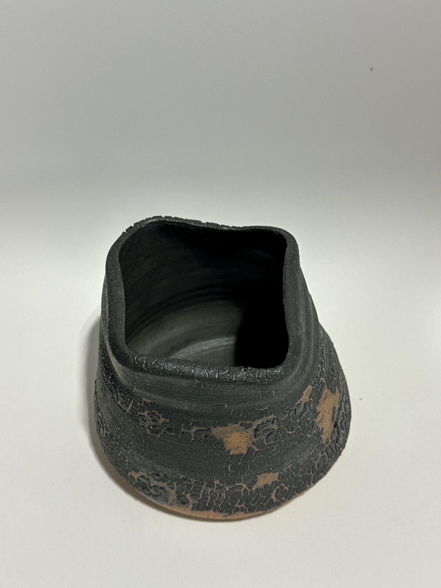 Black Crackle Melt Planter