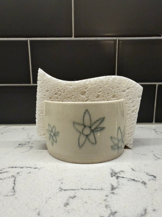 Flower Pattern Sponge Holder