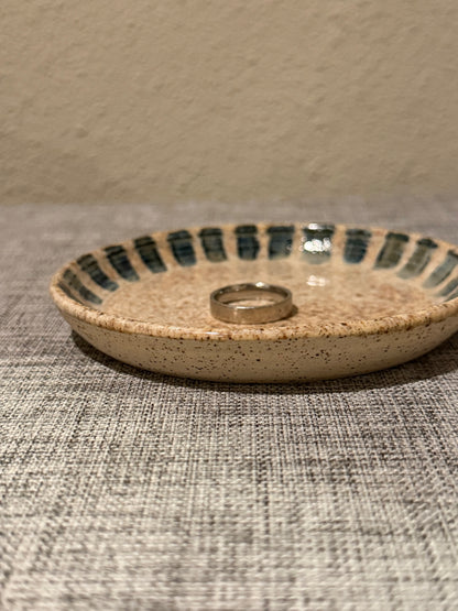 Underglaze Design Ring Dish
